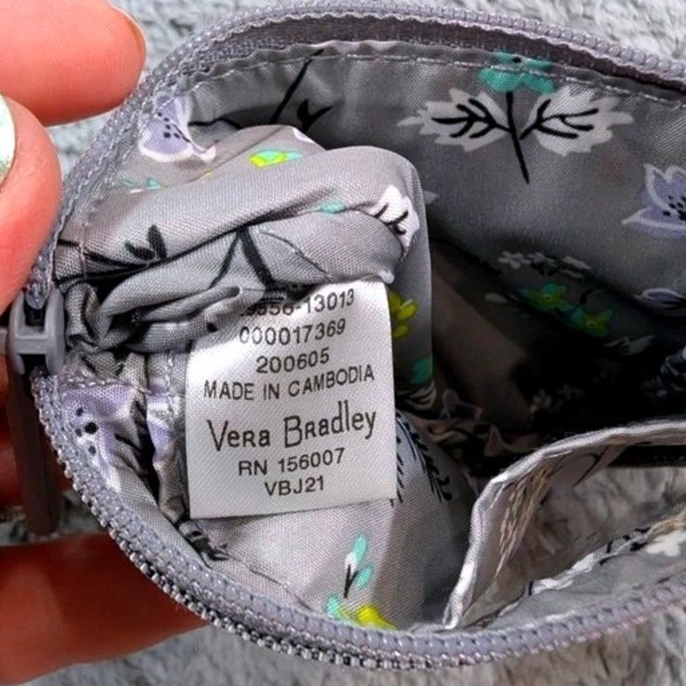 Vera Bradley Zip ID Case Lanyard Womens One Size Gray Heathered ReActive Floral - Picture 7 of 11